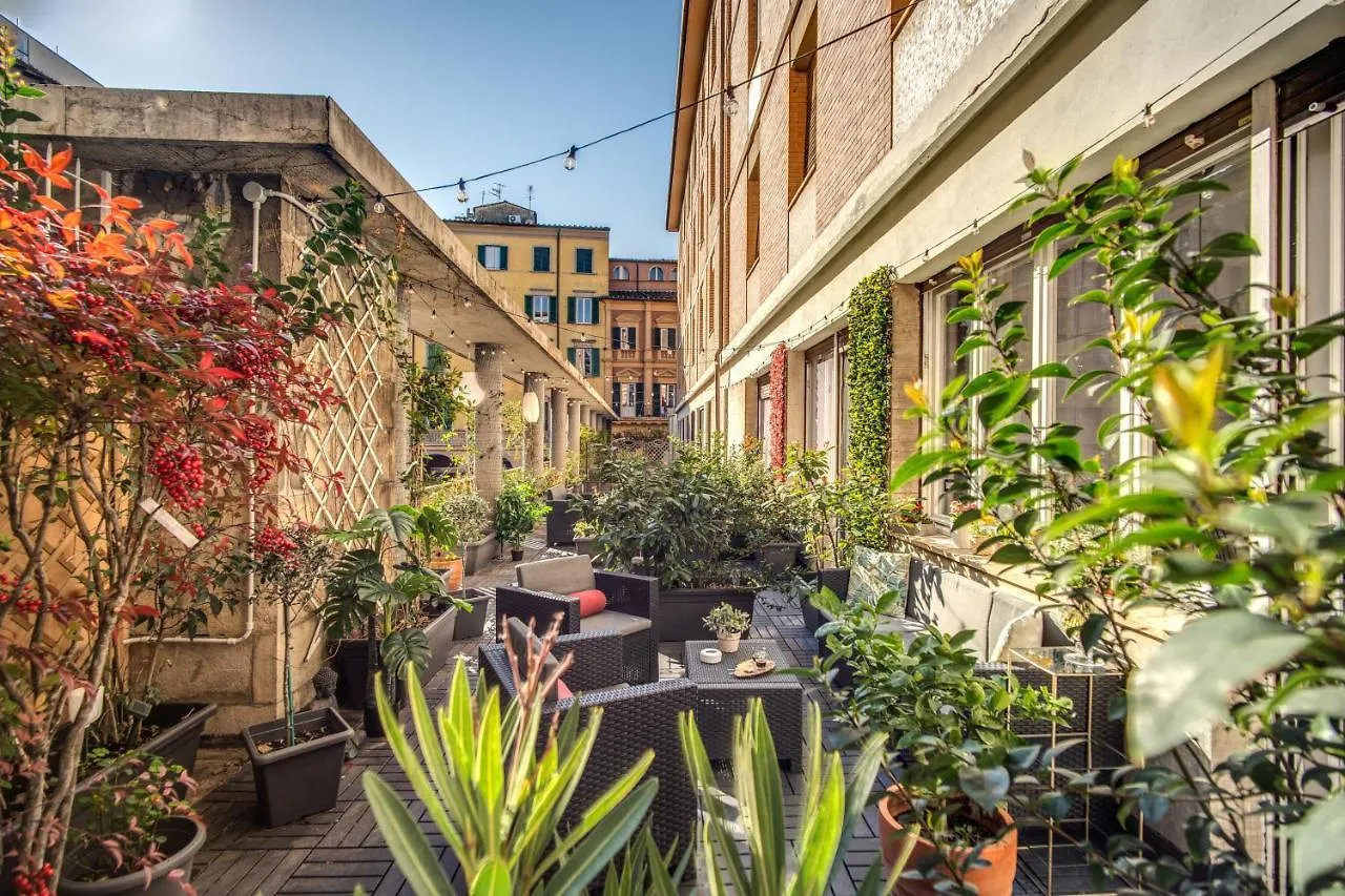 פיזה Aweshomeitaly - White Mirrors Apartment 0*,